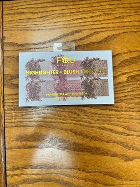 Highlighter + Blush + Bronzer Palette